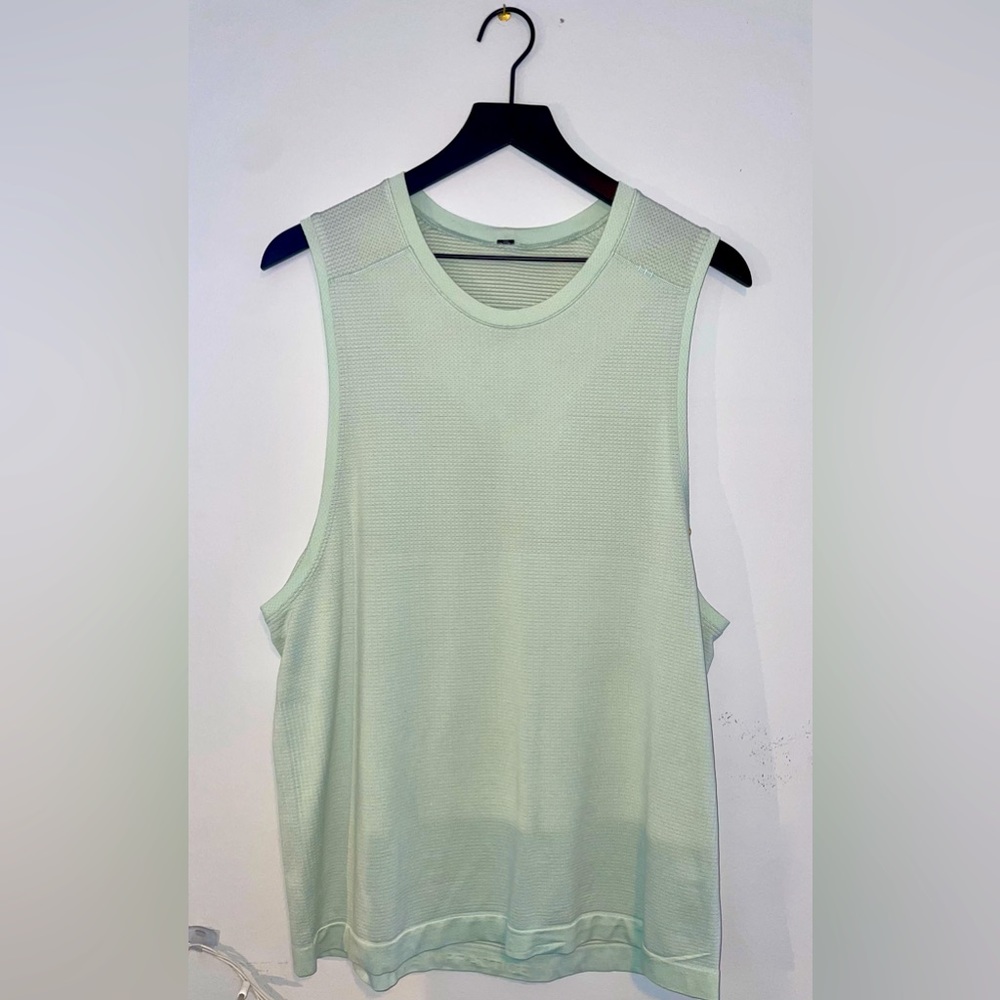 Men’s LULULEMON Metal Vent Tech Sleeveless Shirt 2.0